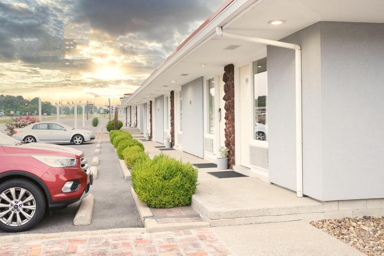 Regency Inn Of Eddyville Kuttawa Exterior photo