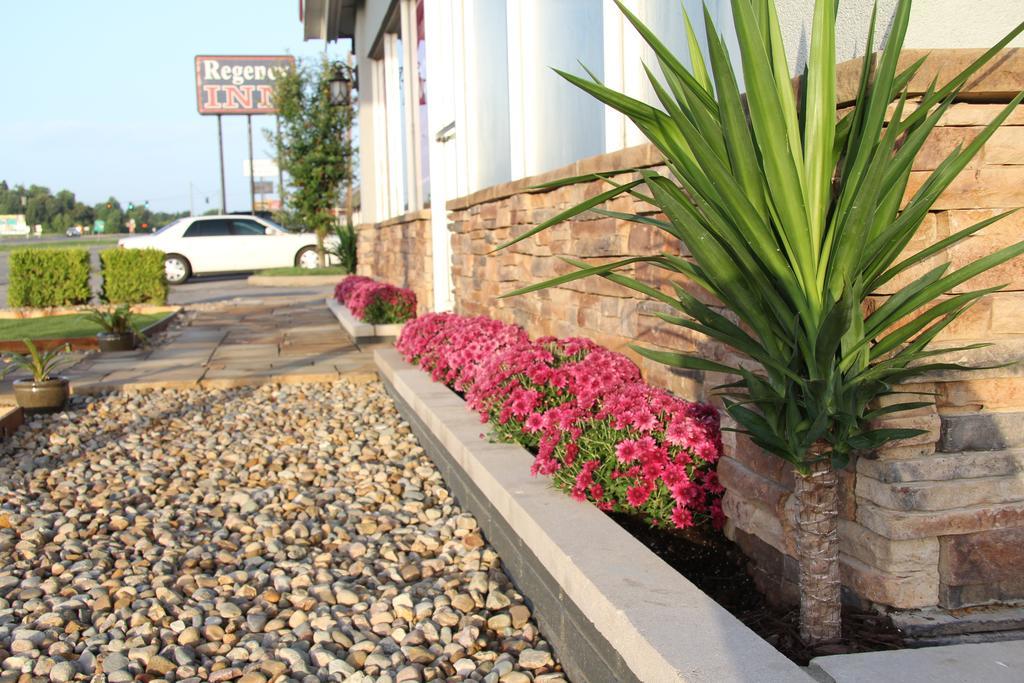 Regency Inn Of Eddyville Kuttawa Exterior photo
